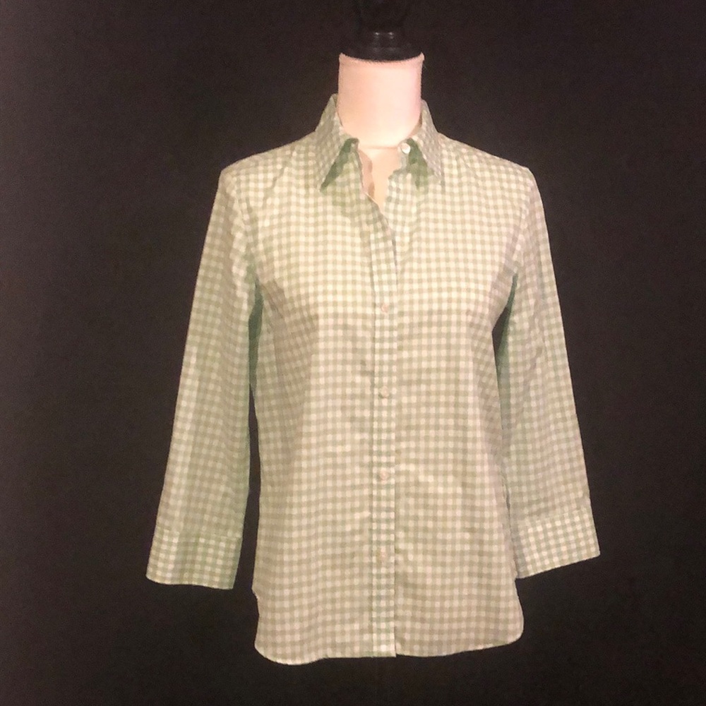 Chaps 3/4 Sleeves Button down shirt. Size  M